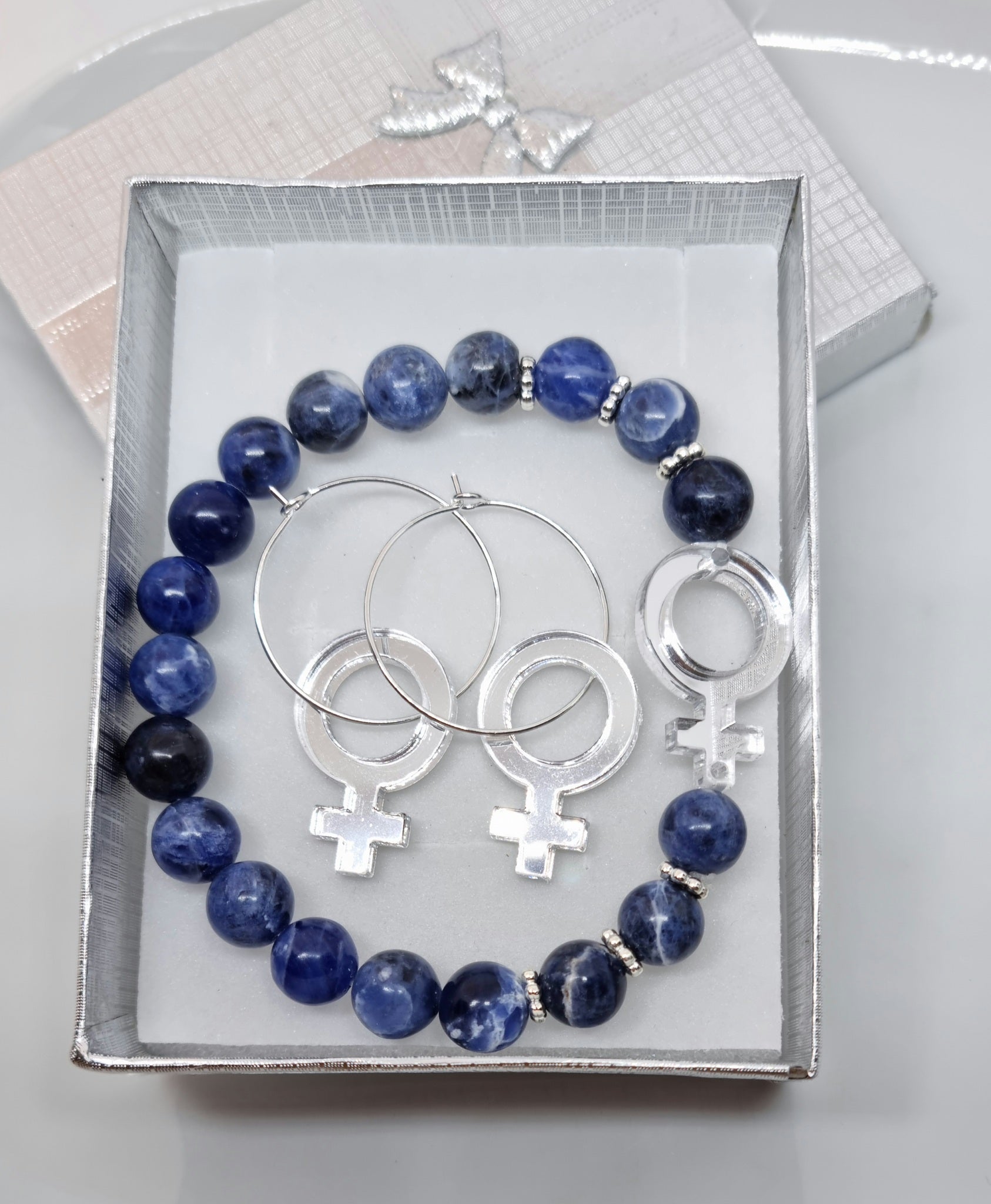 Silver Venus med Sodalit