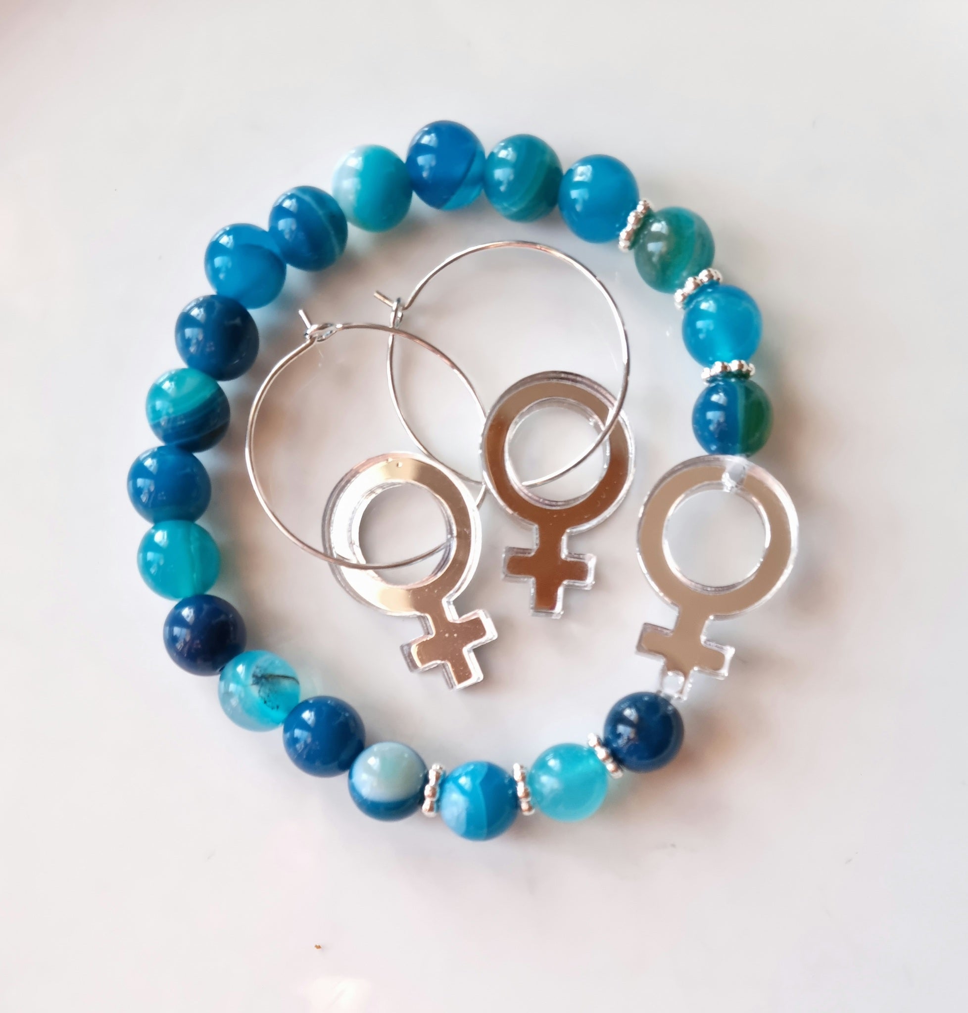 Blå Bandagat med silvervenus